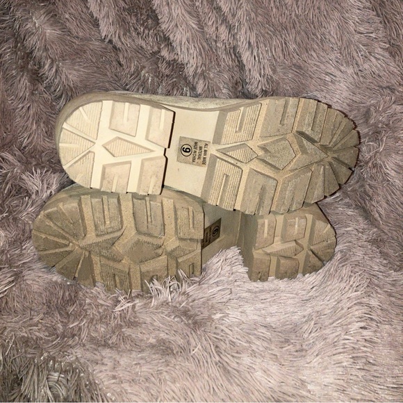 Soda Women's Faux Suede Chelsea Platform Block Heel Ankle Bootie - Picture 7 of 7